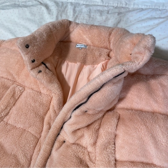 Light Before Dark Dark Pink Teddy Puffer Jacket Large - Picture 9 of 10
